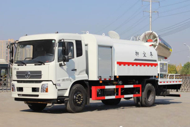 东风天锦10方多功能抑尘车